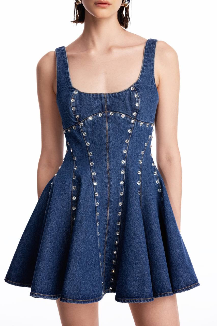 Denim dress with silhouette 
lines and crystals