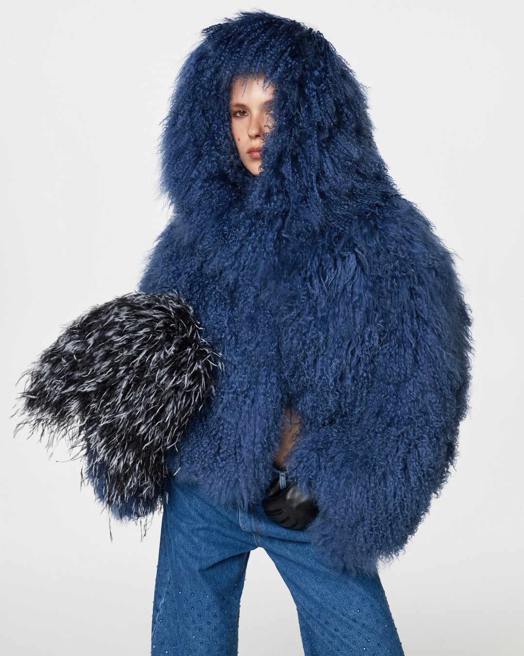 Short fur coat with hood