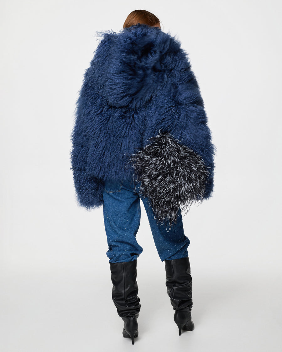 Short fur coat with hood