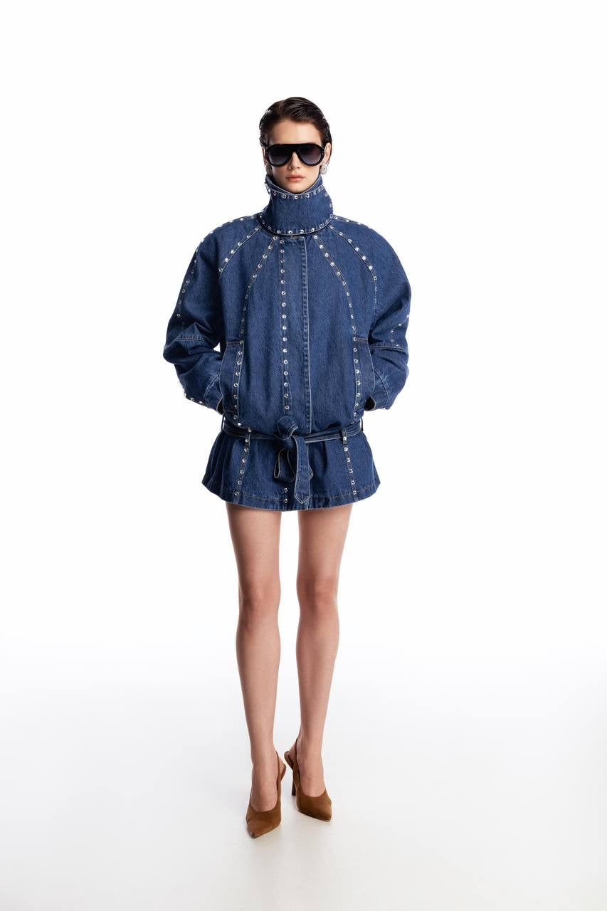 Denim oversized jacket with
silhouette lines and crystals