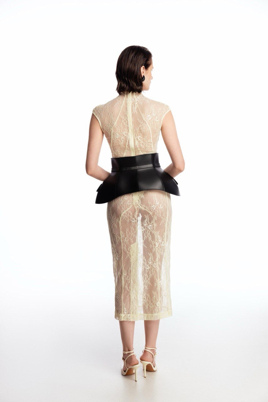 Lace bodysuit with silhouette lines