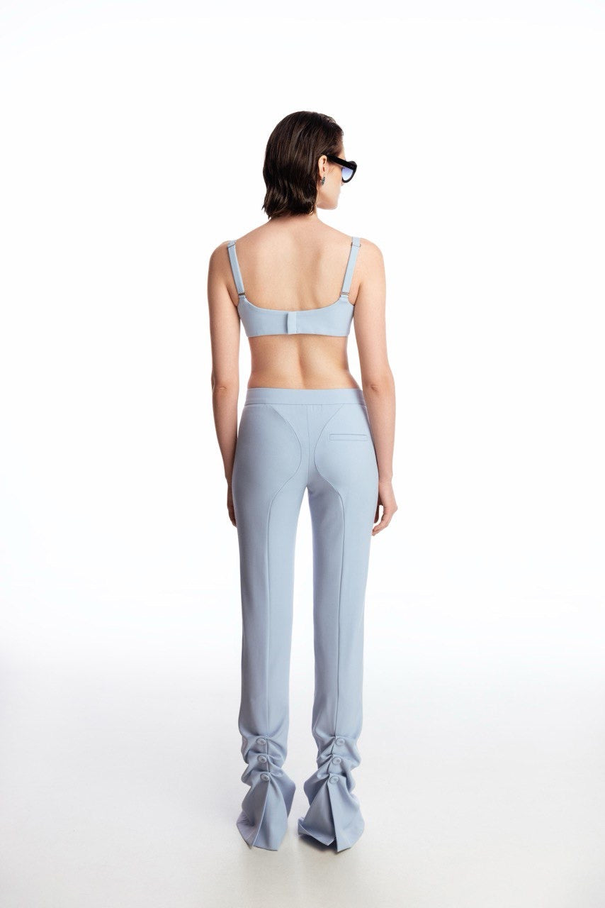 Pants with silhouette lines