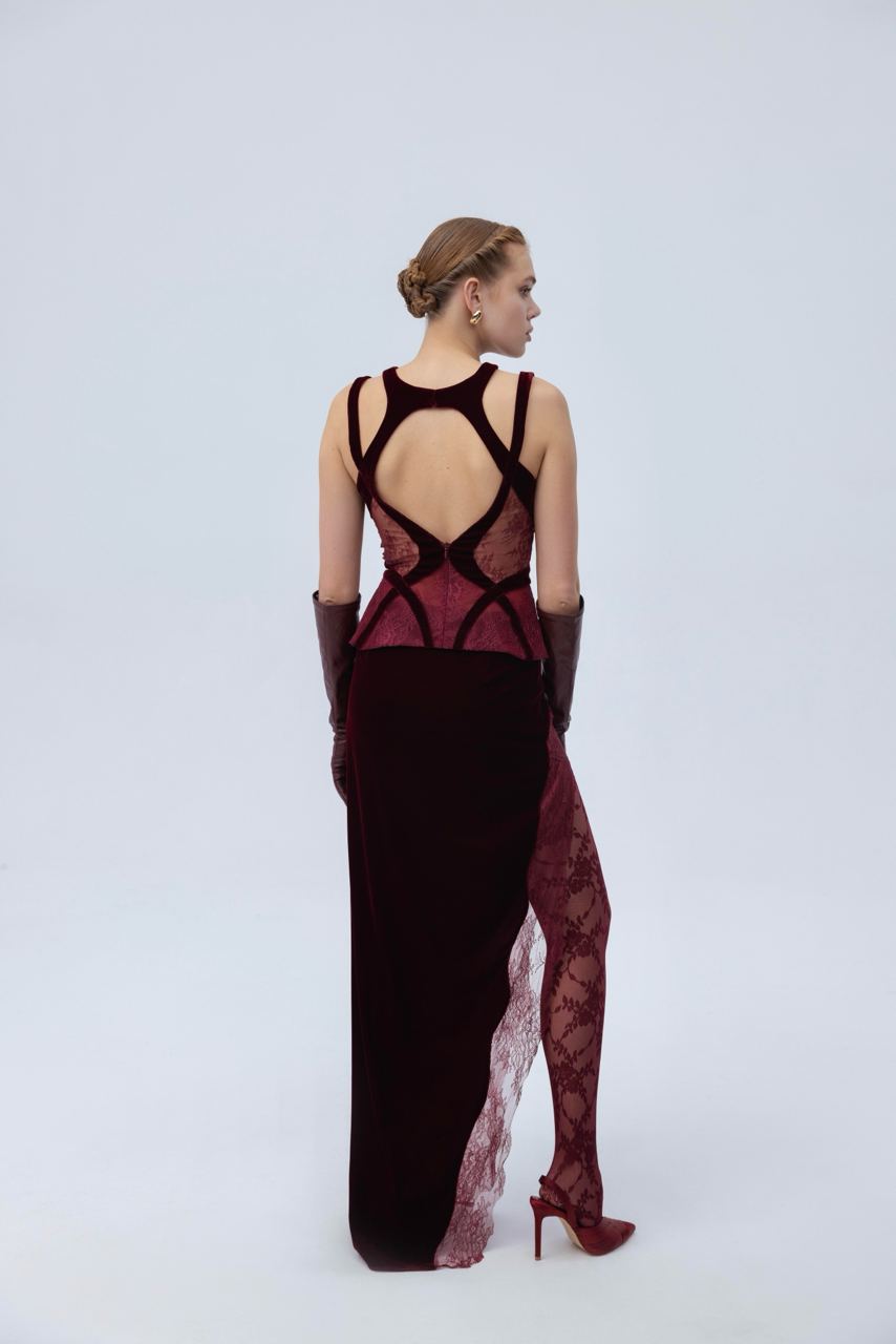 Lacet top with soft velvet